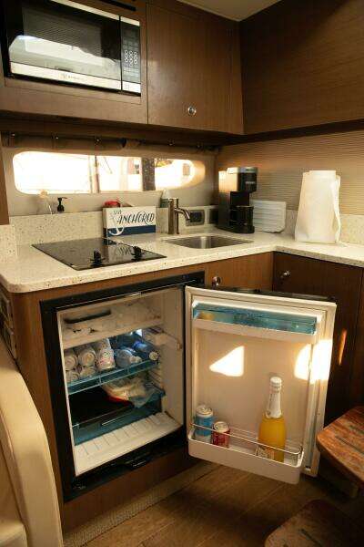 2016 Sea Ray 350 Sundancer