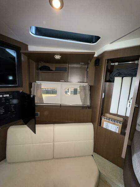 2016 Sea Ray 350 Sundancer