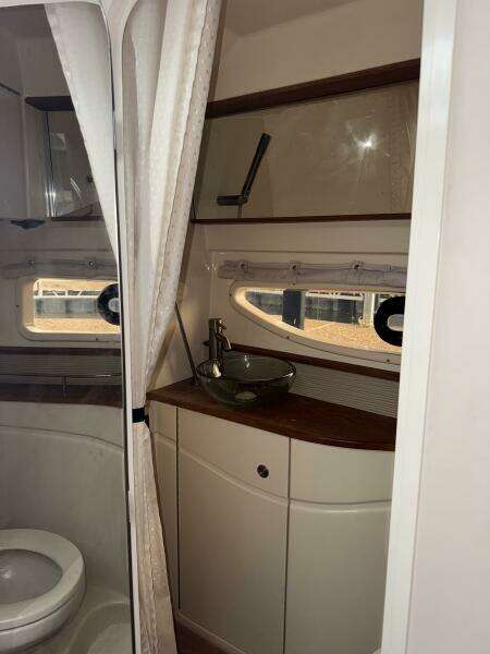 2016 Sea Ray 350 Sundancer