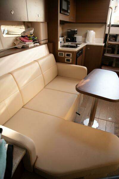 2016 Sea Ray 350 Sundancer