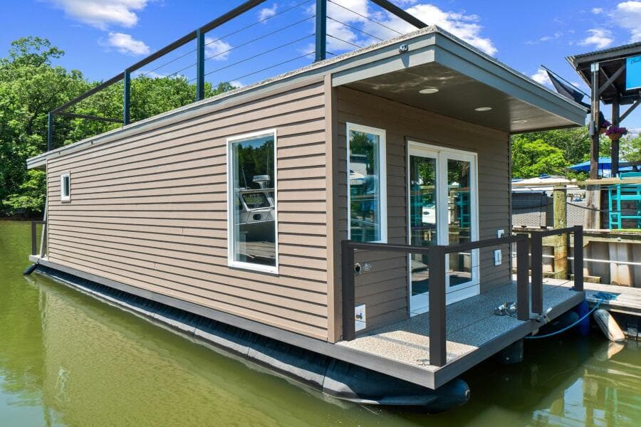 2025 Custom Hank's 40 Houseboat