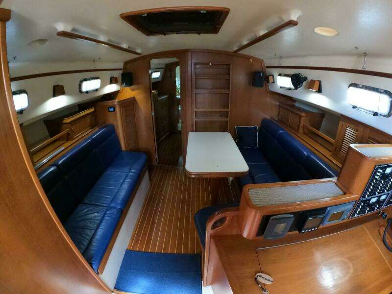 1999 Island Packet 45