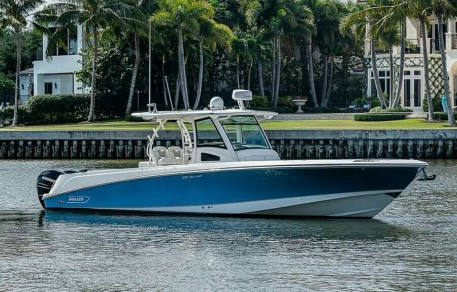 2011 Boston Whaler 370 Outrage