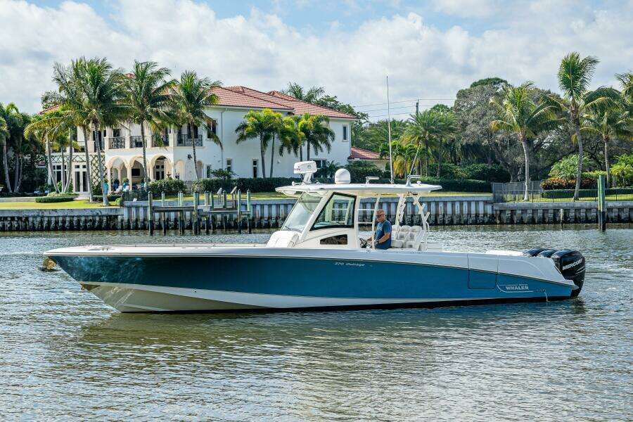 2011 Boston Whaler 370 Outrage
