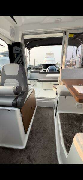 Nc795_interior_stern