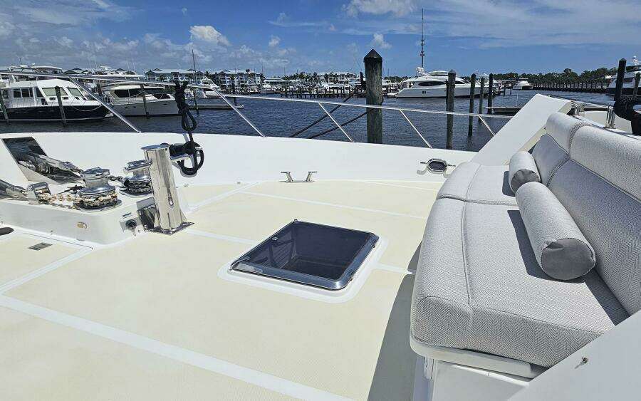 2012 Outer Reef Yachts 700 MY