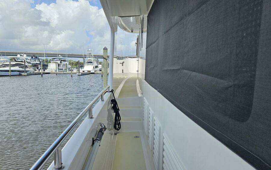 2012 Outer Reef Yachts 700 MY