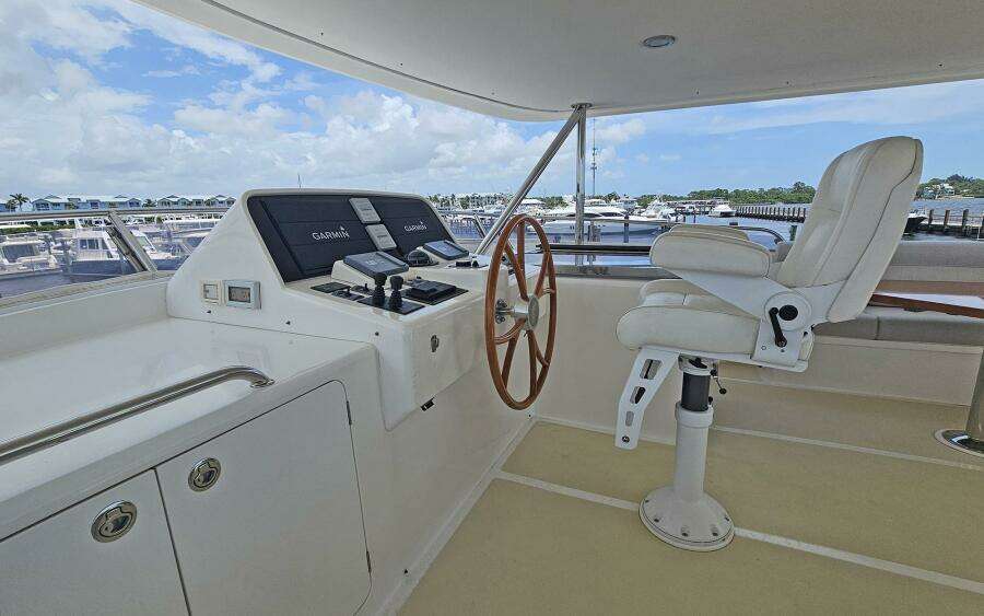 2012 Outer Reef Yachts 700 MY