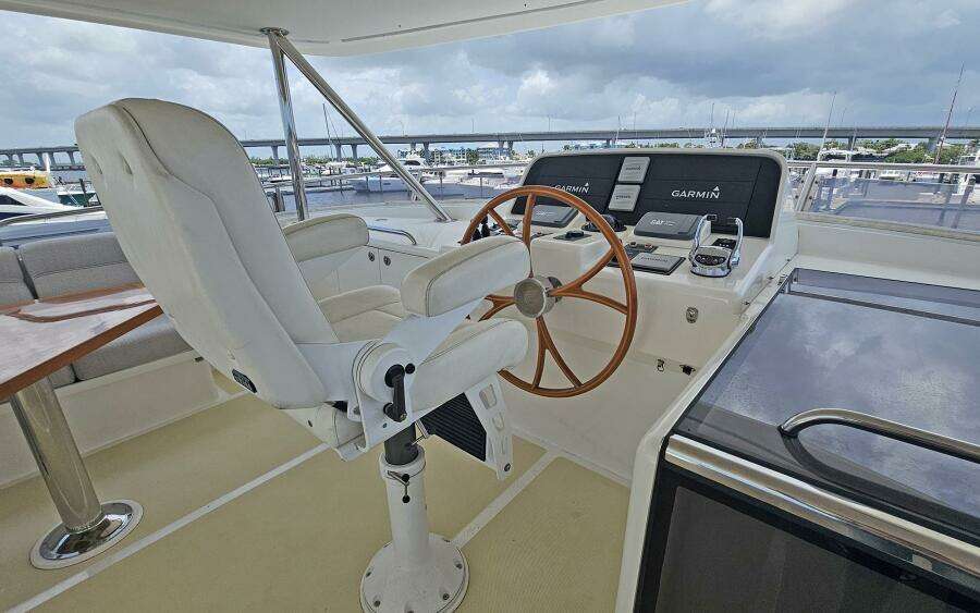 2012 Outer Reef Yachts 700 MY