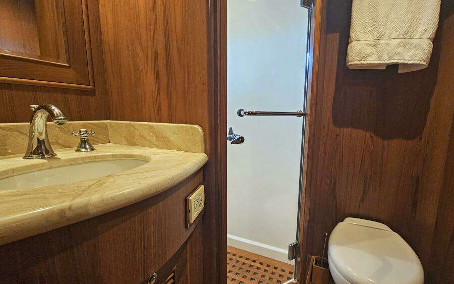 2012 Outer Reef Yachts 700 MY