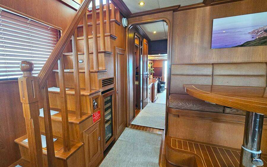 2012 Outer Reef Yachts 700 MY