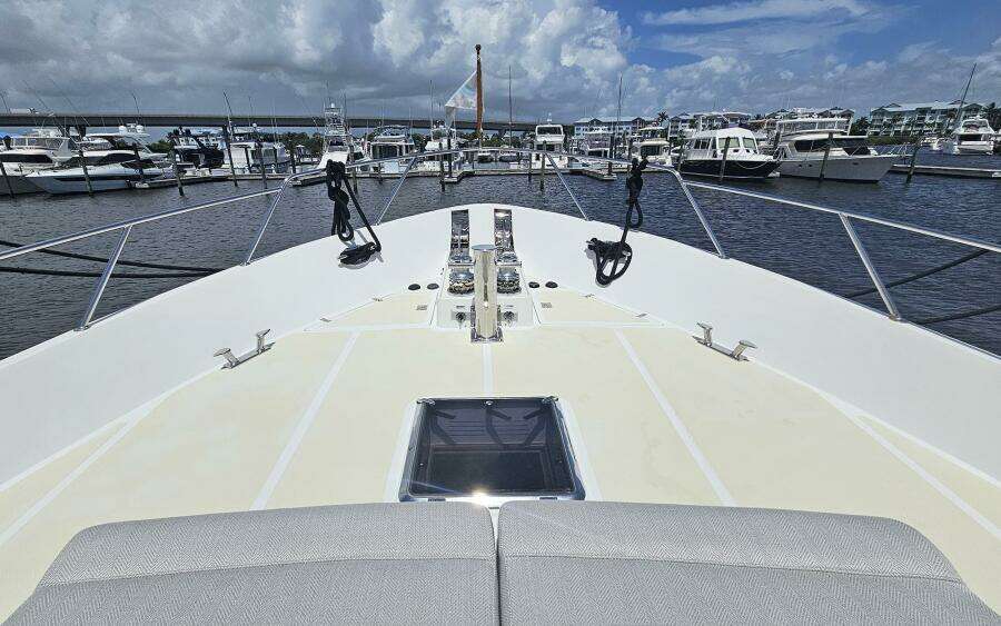 2012 Outer Reef Yachts 700 MY