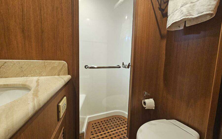 2012 Outer Reef Yachts 700 MY