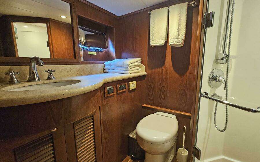 2012 Outer Reef Yachts 700 MY