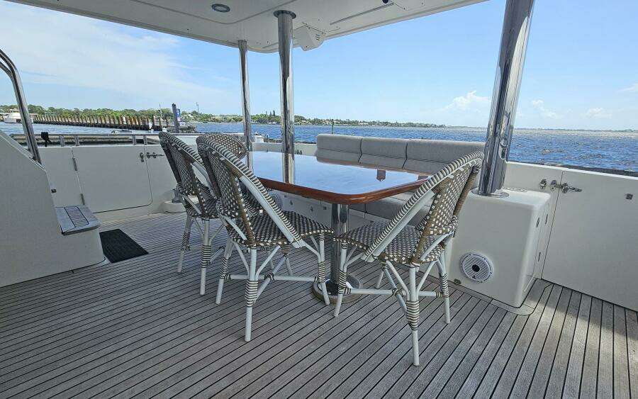2012 Outer Reef Yachts 700 MY