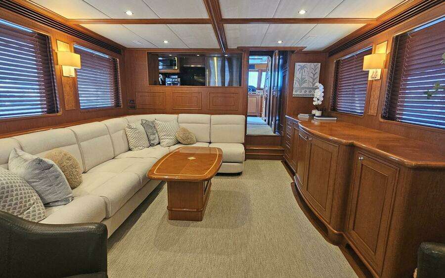 2012 Outer Reef Yachts 700 MY