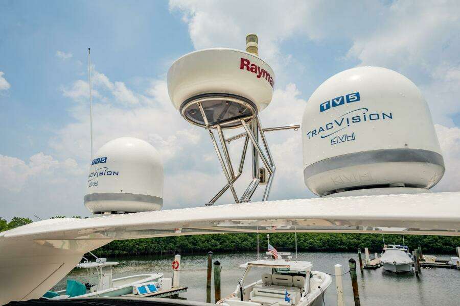 2017 Galeon 510 Skybridge