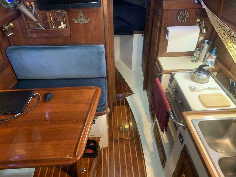 1984 Pacific Seacraft Orion