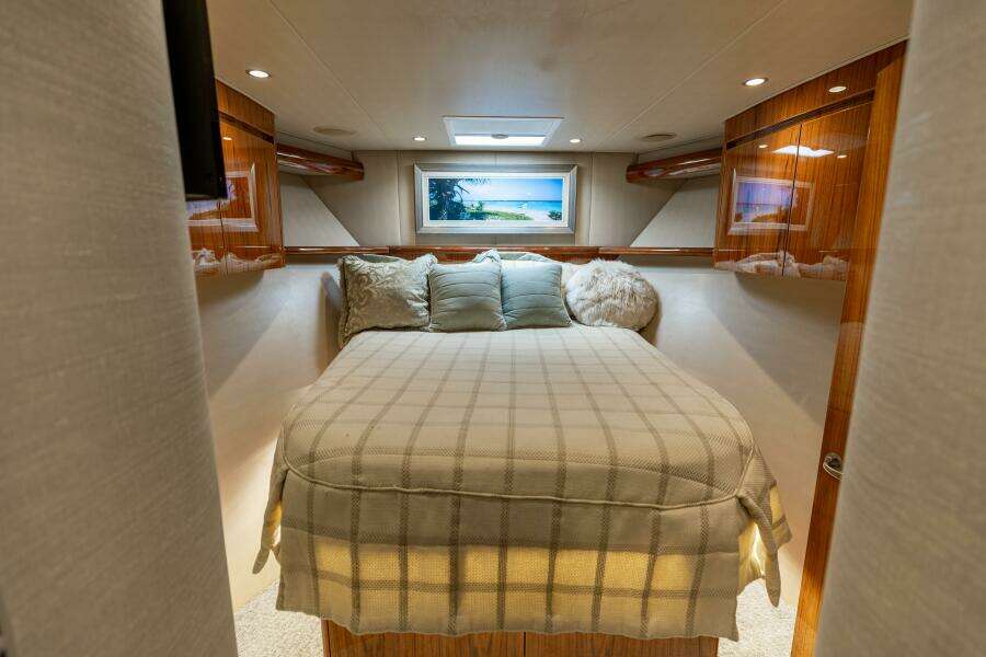 2015 Viking 62 Convertible- Gas Money- VIP Stateroom