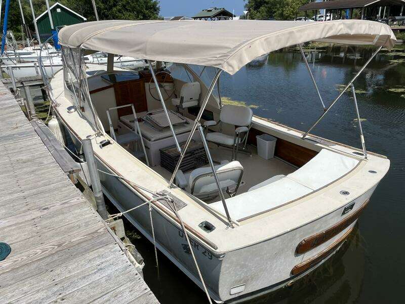 1981 Dyer Dyer 29 Flush Deck-Bass Boat