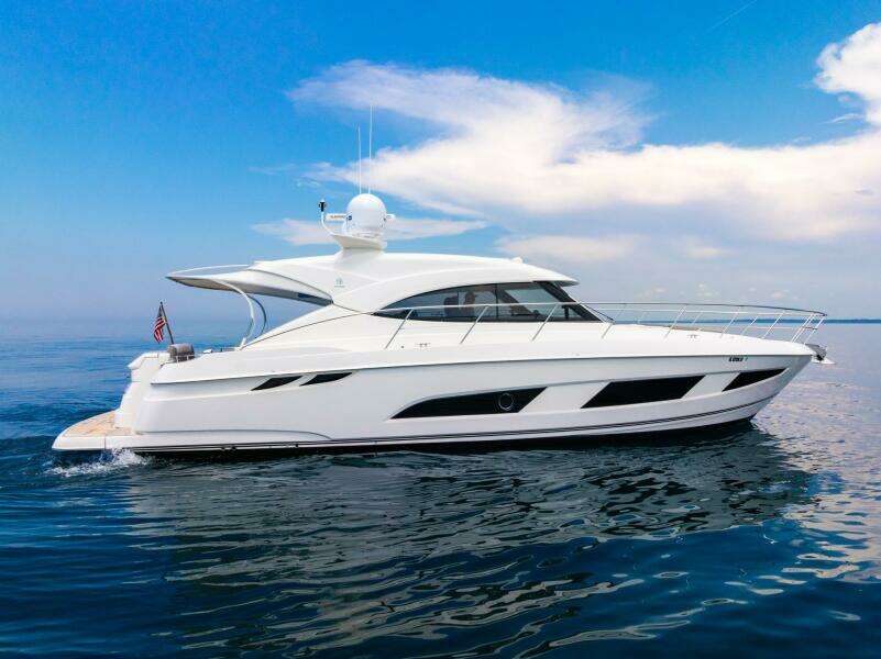 2019 Riviera 4800 Sport Yacht