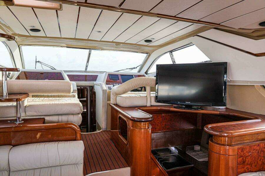 1998 Ferretti Yachts 55 Motor Yacht
