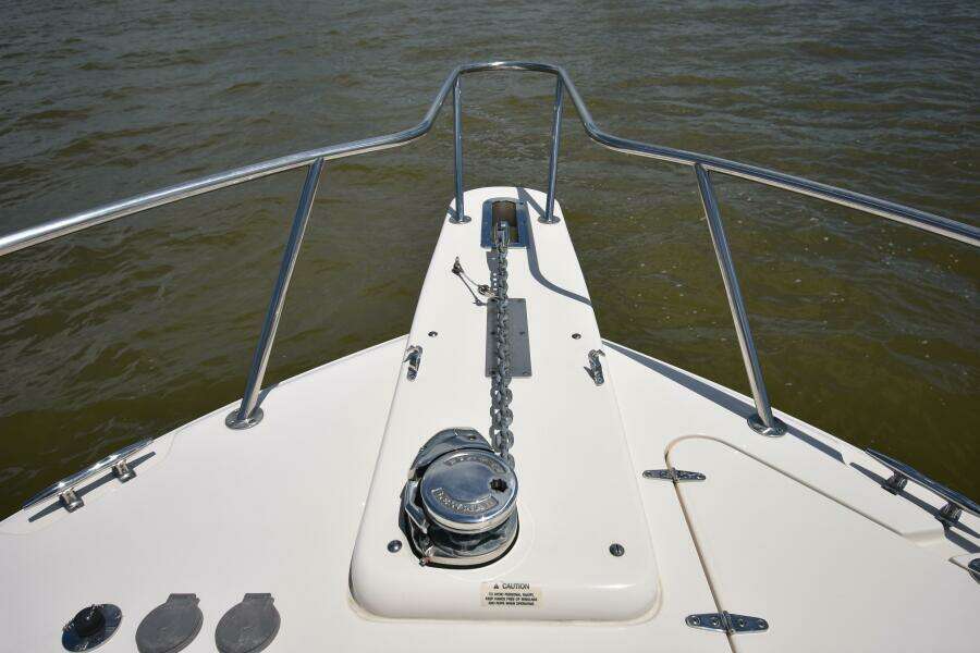 2016 Grady-White 330 Express 