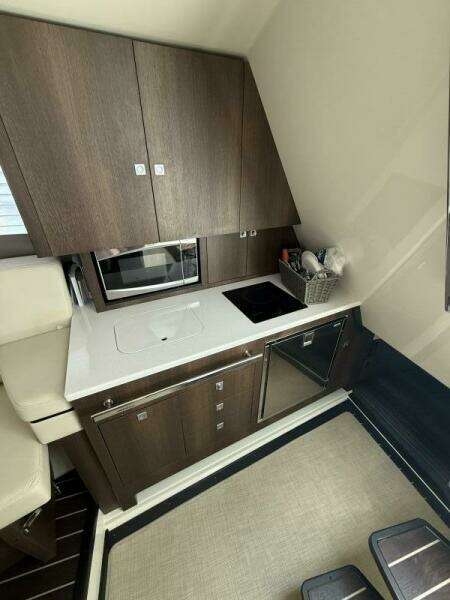 2016 Monterey 360 Sport Coupe