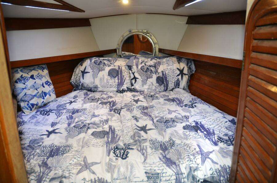 1980 Cheoy Lee Aft Cockpit