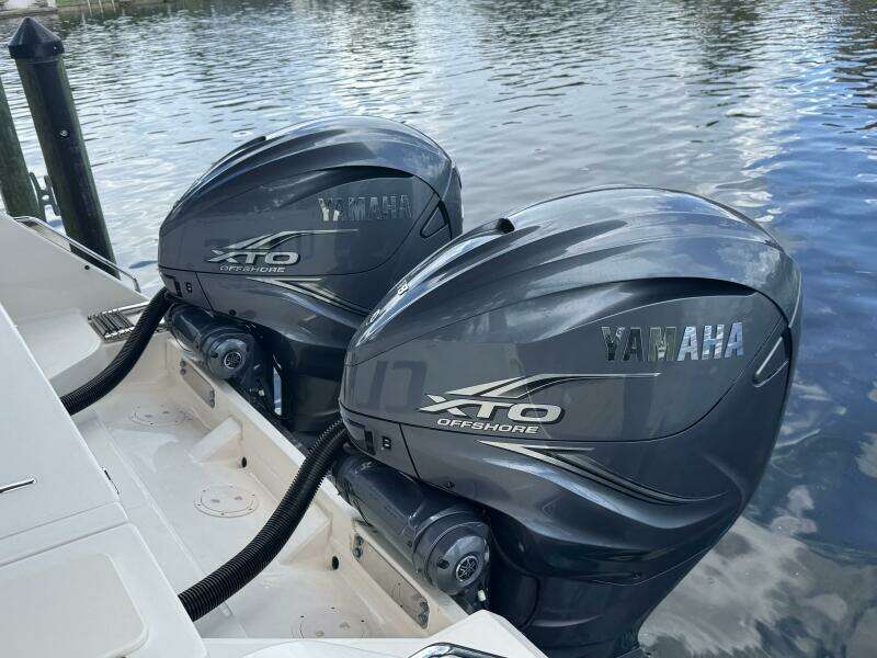 2021 Grady-White Canyon 336