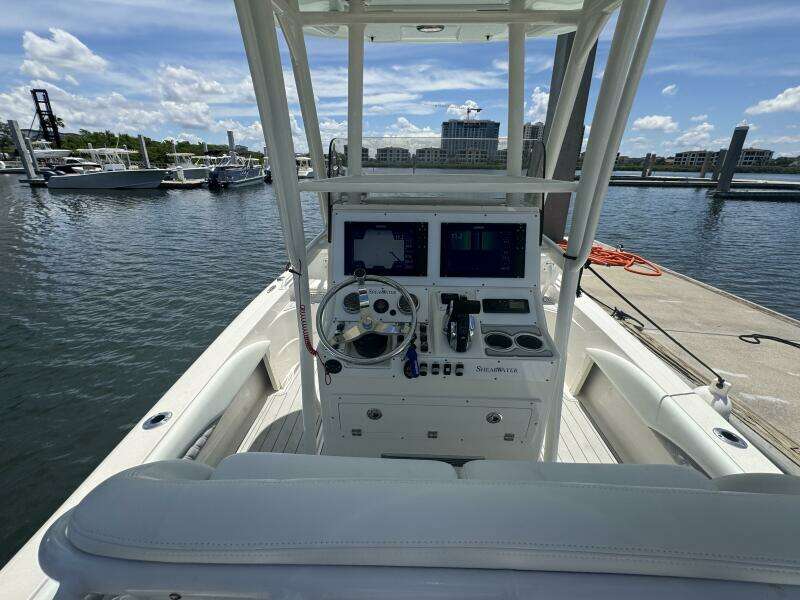 2018 ShearWater 270 Carolina Flare