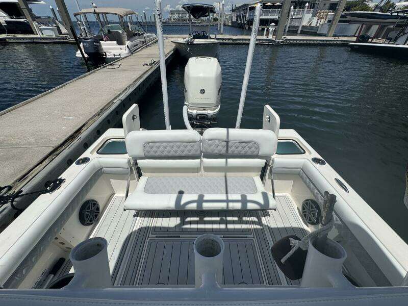 2018 ShearWater 270 Carolina Flare