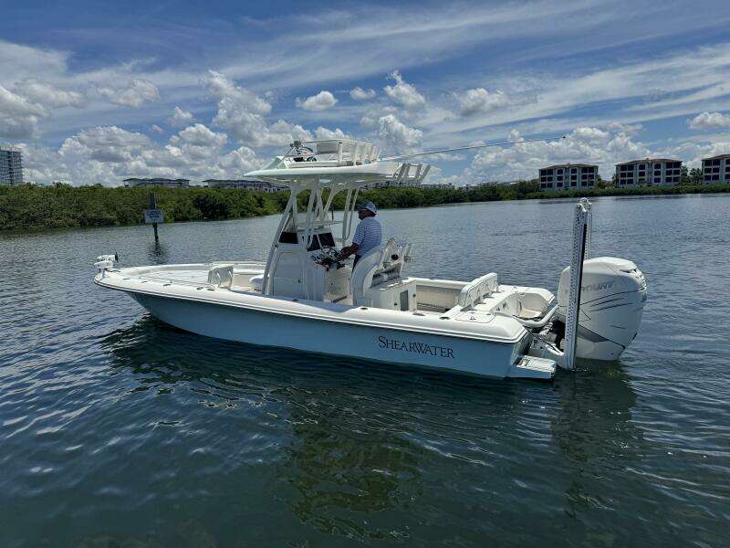 2018 ShearWater 270 Carolina Flare