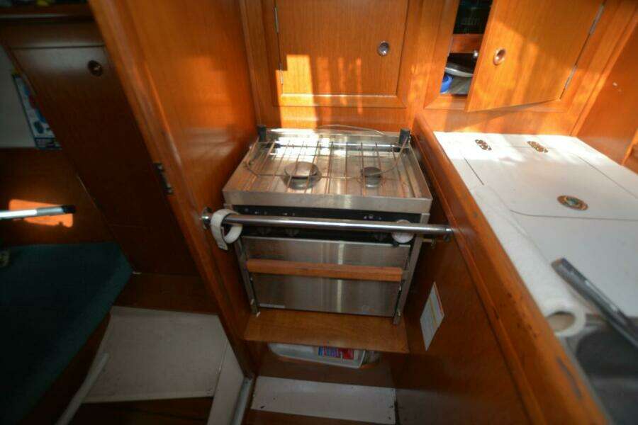 2000 Beneteau Oceanis 311