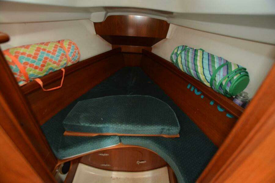 2000 Beneteau Oceanis 311