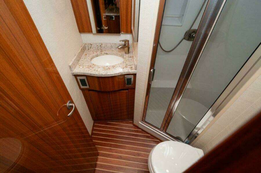 2016 Viking 52 Sport Tower- CONTAGIOUS HABIT- VIP Head