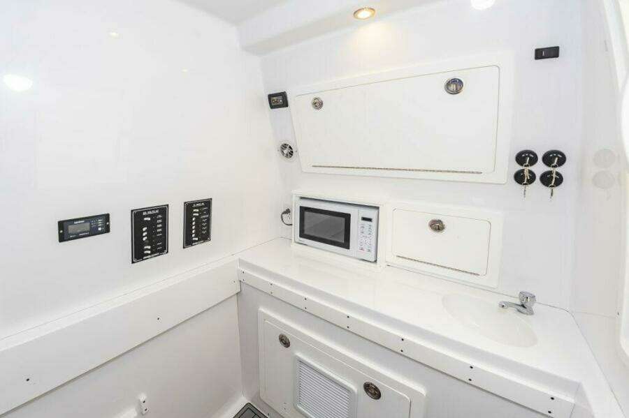 14766d61 Fbb7 4e64 A8d1 6f1ce95981b2