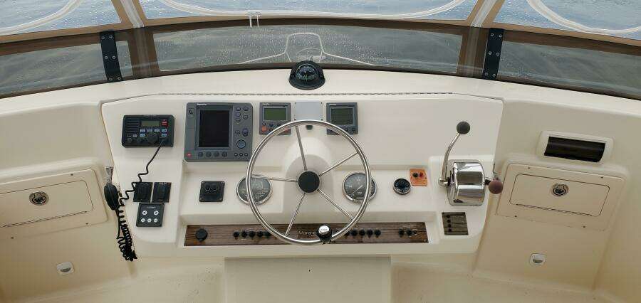 2004 Mainship 400 Trawler