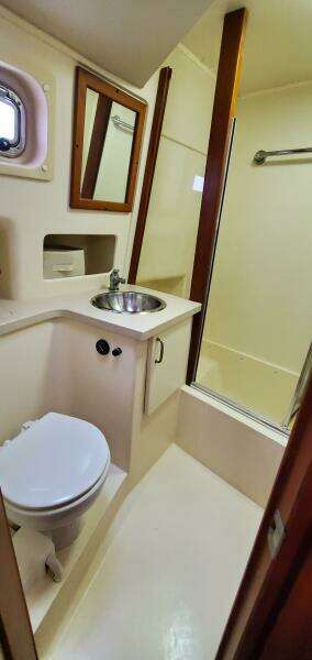 2004 Mainship 400 Trawler