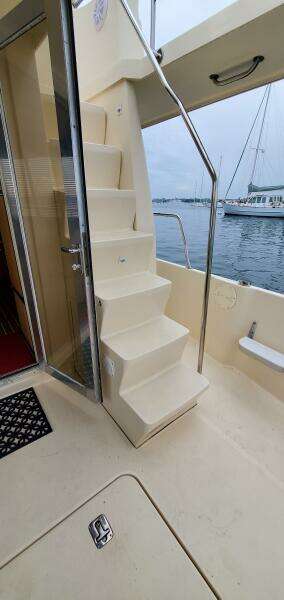 2004 Mainship 400 Trawler