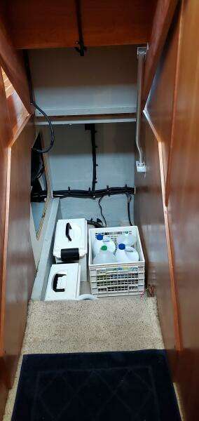 2004 Mainship 400 Trawler