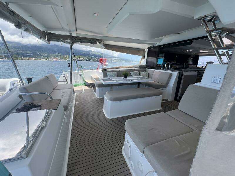 2022 Fountaine Pajot Elba 45