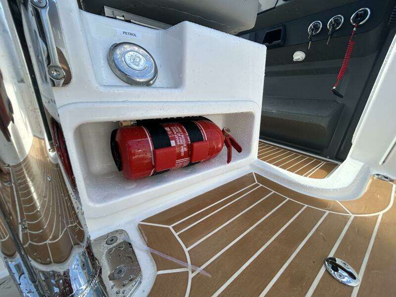 2024 Nimbus Tender 9