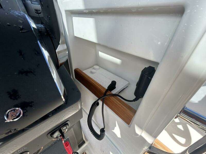 2024 Nimbus Tender 9