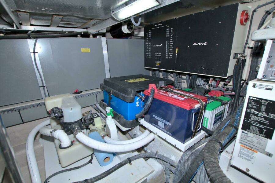 2003 Sea Ray 480 Motor Yacht