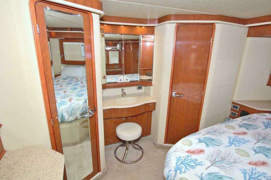 2003 Sea Ray 480 Motor Yacht