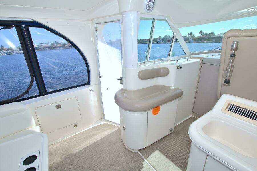 2003 Sea Ray 480 Motor Yacht