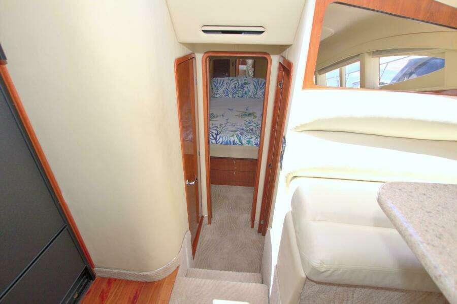 2003 Sea Ray 480 Motor Yacht