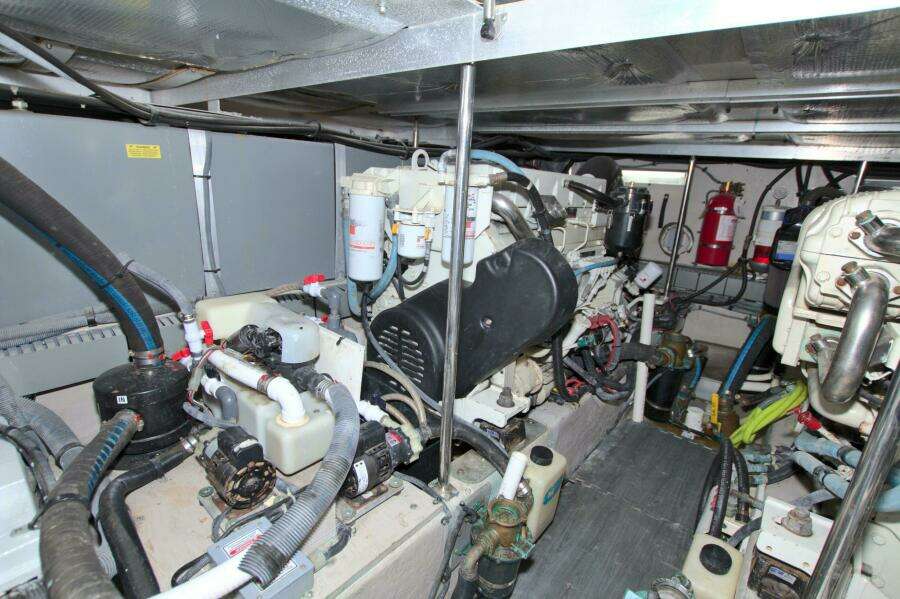 2003 Sea Ray 480 Motor Yacht