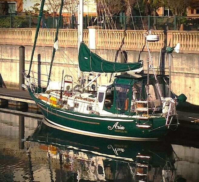 2000 Pacific Seacraft 37